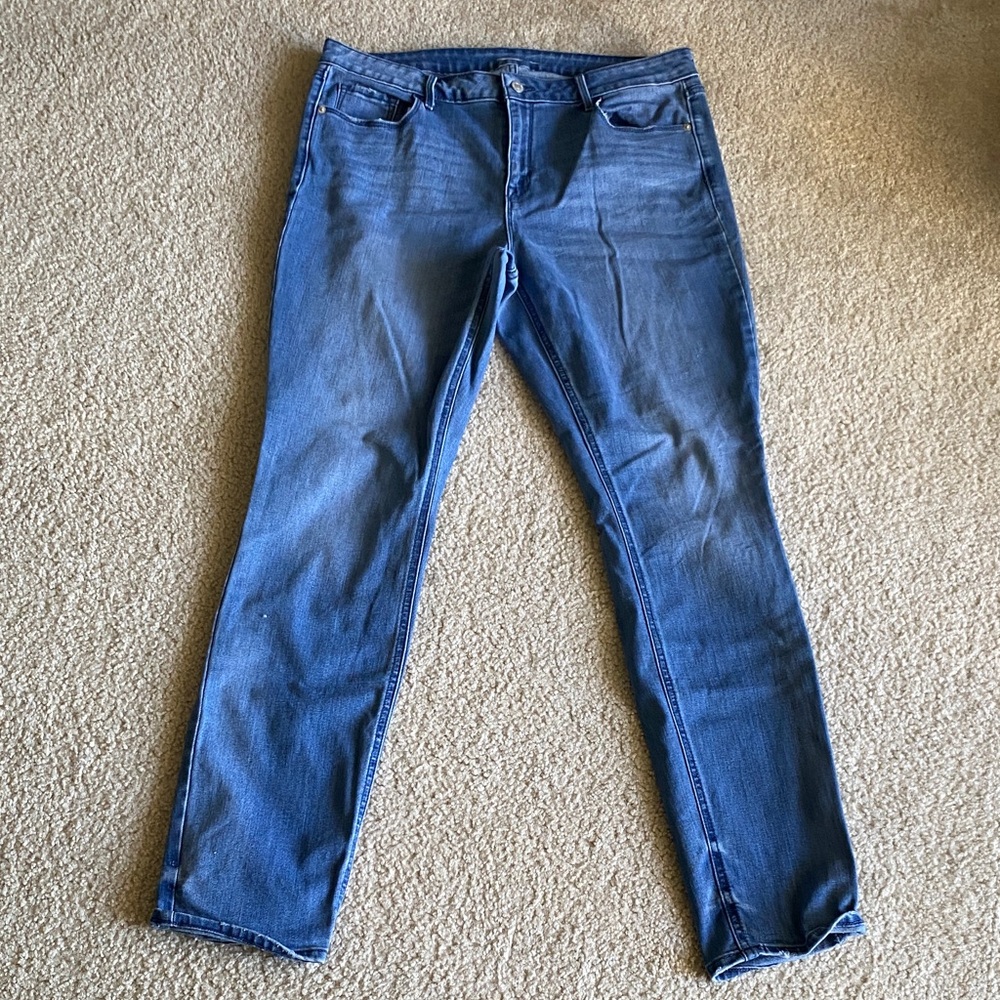 Old Navy Women's Skinny Jeans in Blue